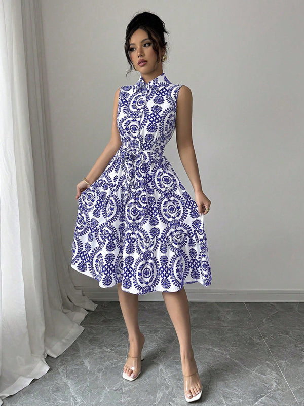 Fashionable off-shoulder waist-binding blue printed sleeveless dress